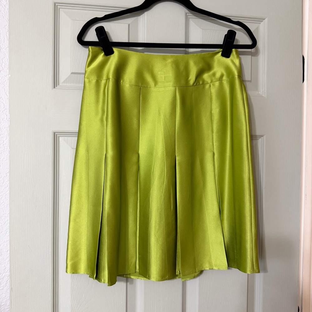 Fray Lime Green Silk Box Pleated Mini Skirt | Size 4 | Y2K Chic